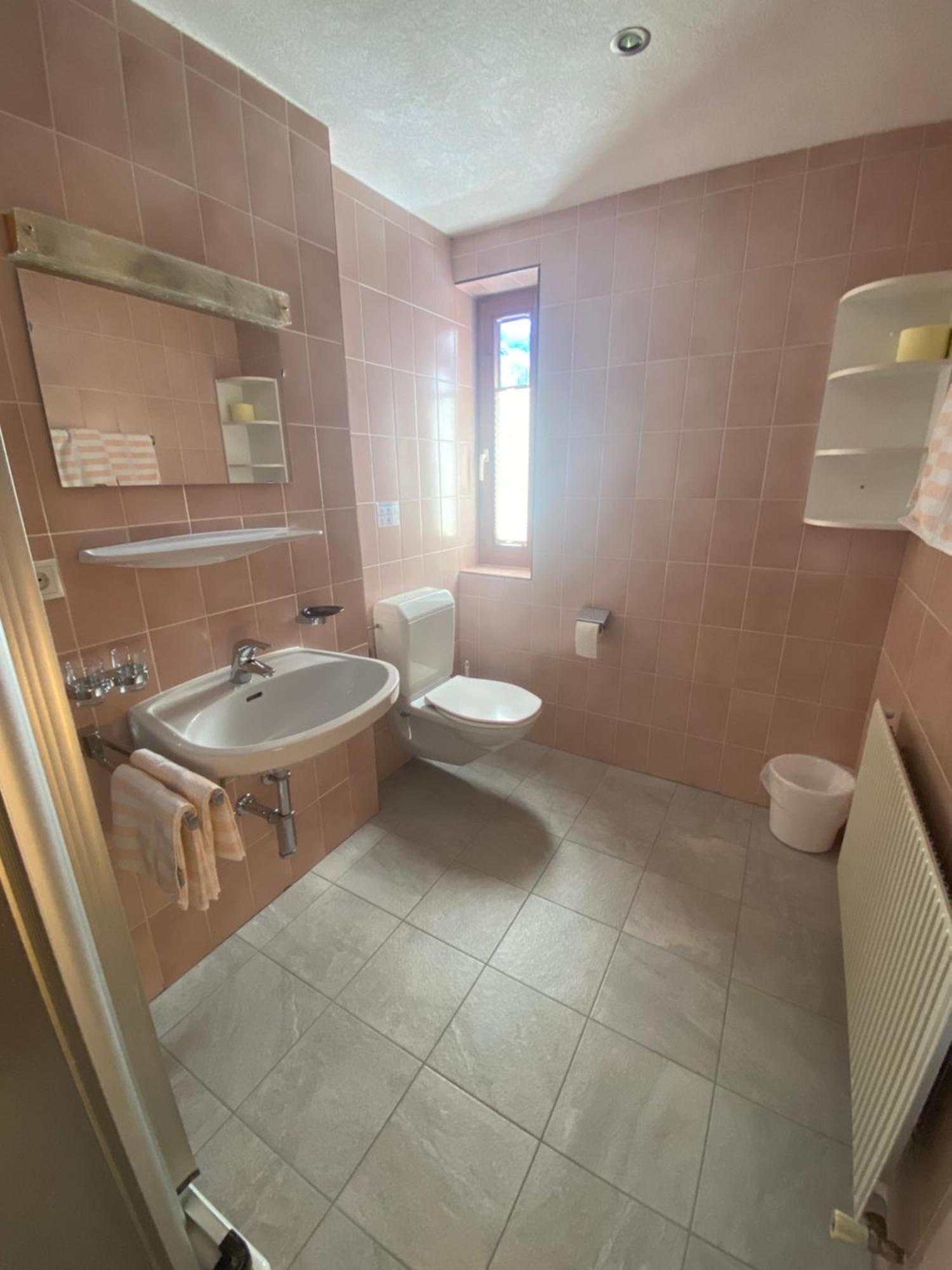 Apart Alpenrose Spiss Exterior photo