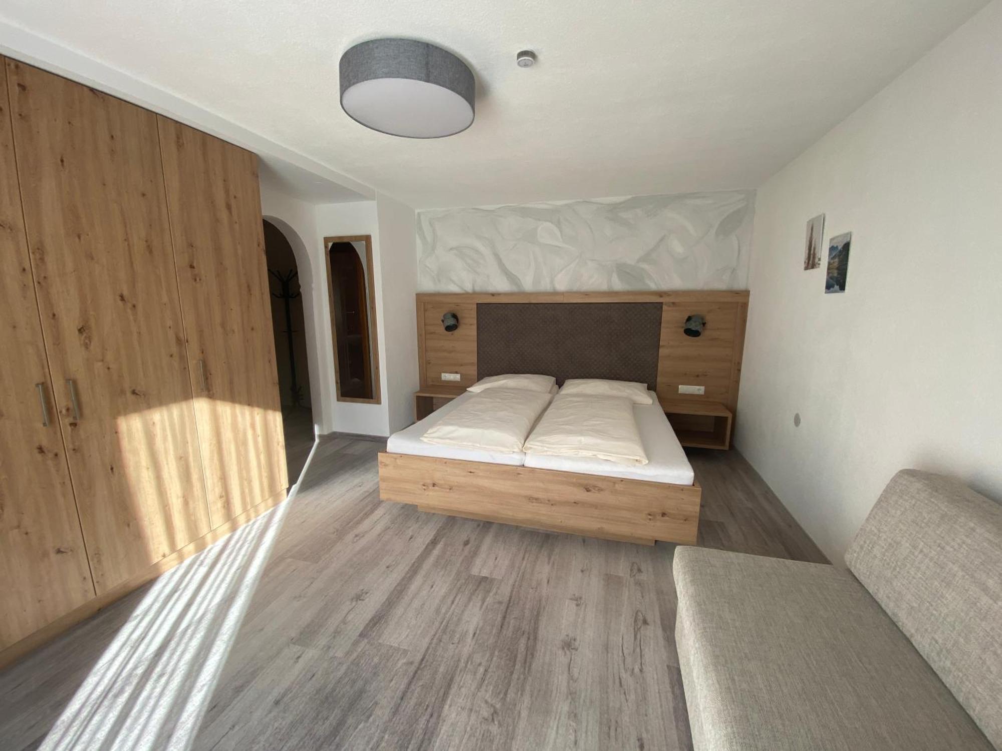 Apart Alpenrose Spiss Exterior photo